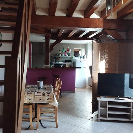 Charmante Petite Maison De Bourg Apartment Autry-le-Chatel Екстериор снимка