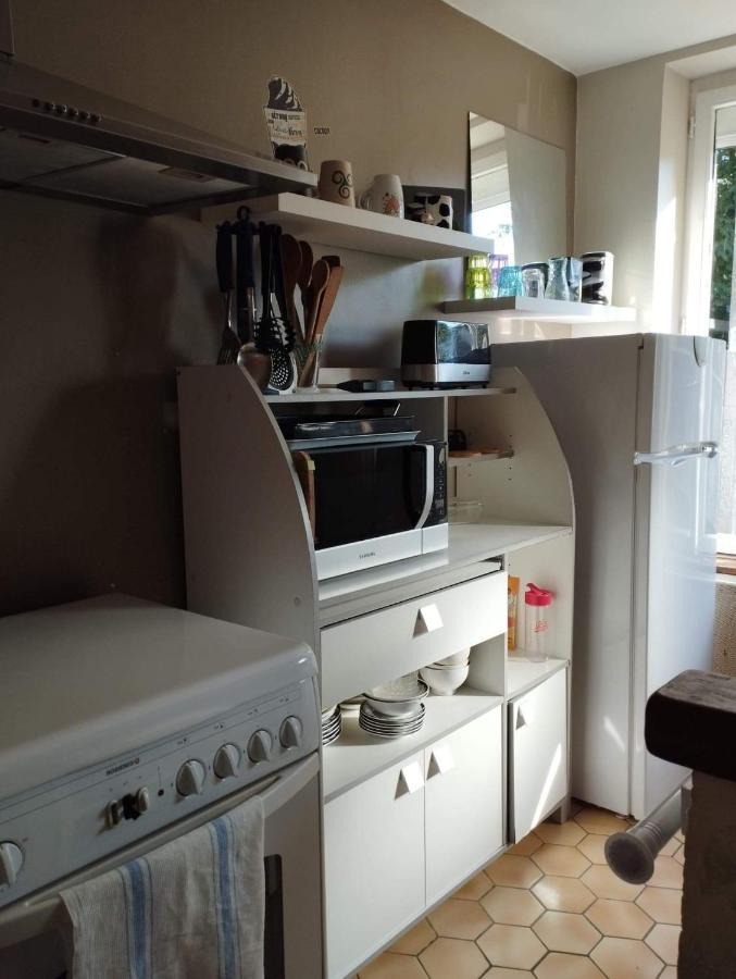 Charmante Petite Maison De Bourg Apartment Autry-le-Chatel Екстериор снимка